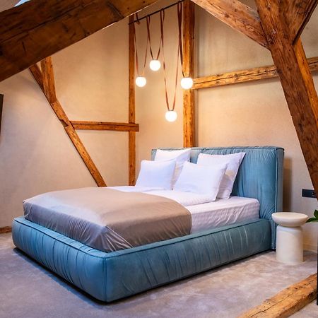 Bed and Breakfast Rabbit Hole à Sibiu Extérieur photo